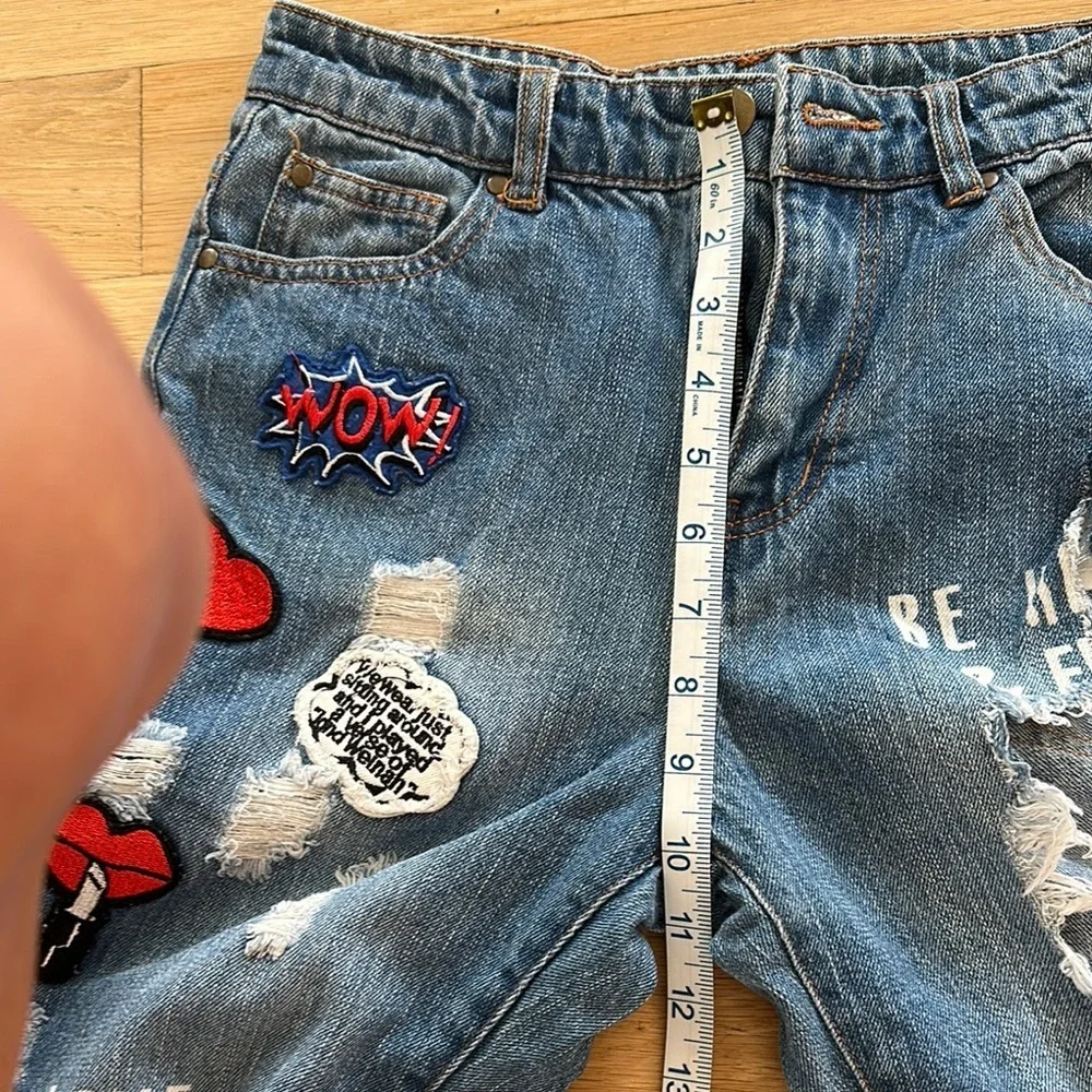 Trendy Distressed Blue Jeans with Embroidery